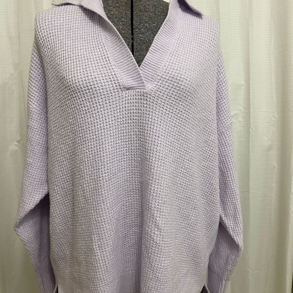 Aerie Women’s Lilac Oversized V-Neck Waffle Knit Sweater in Small